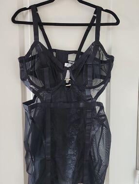 torrid Mob Wife Strappy Underwire Lace Chemise